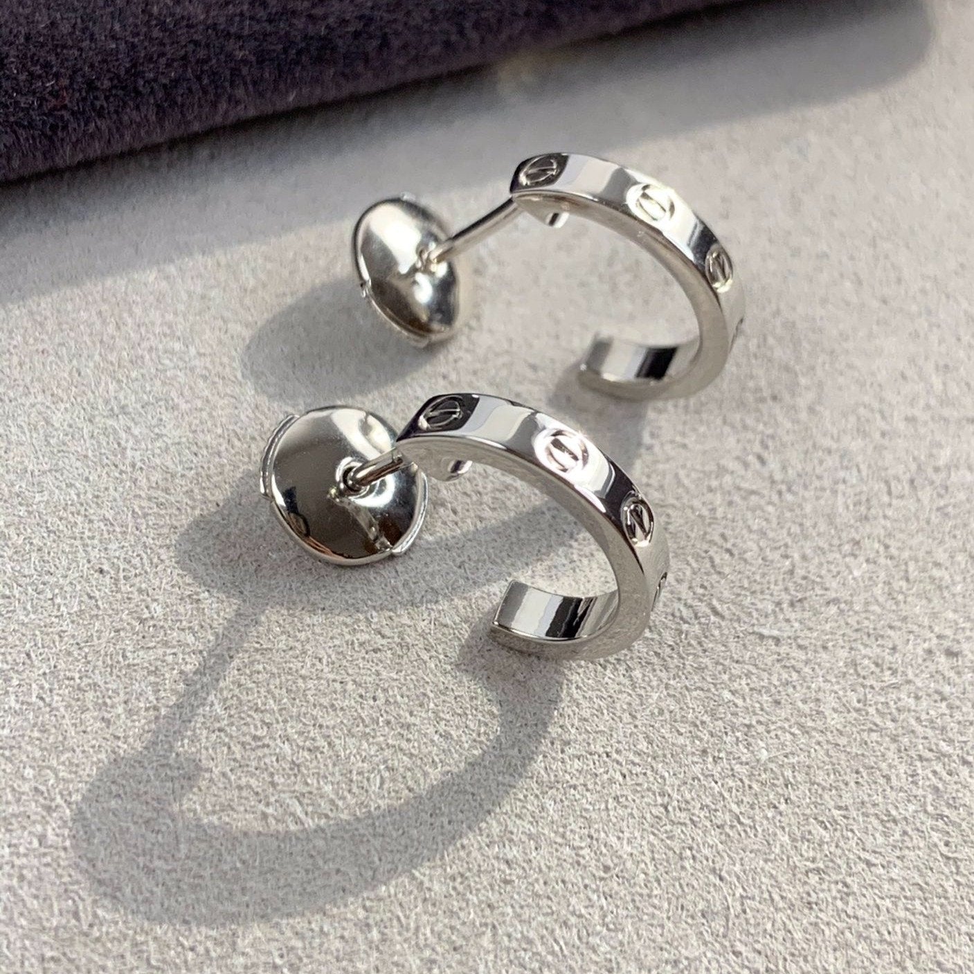 [Vicky]LOVE EARRINGS 2.65MM SILVER