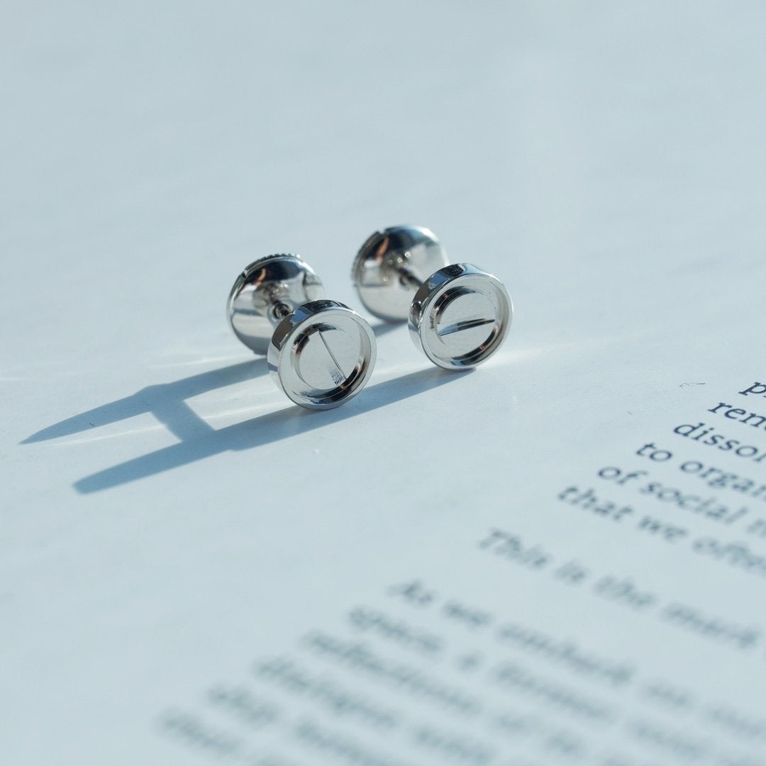 [Vicky]LOVE EARRINGS SILVER 10MM