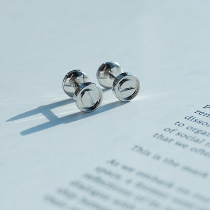 [Vicky]LOVE EARRINGS SILVER 10MM