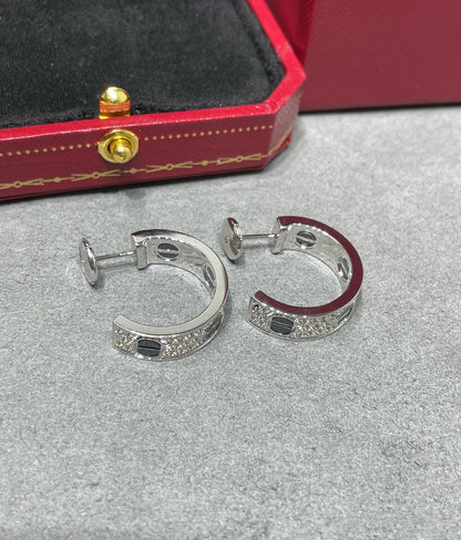 [Vicky]LOVE CERAMIC DIAMOND PAVED SILVER EARRINGS