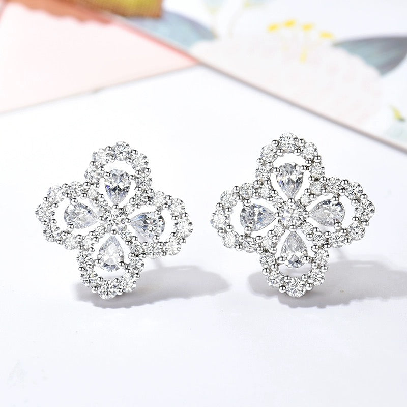 [Vicky]LOOP EARRINGS FULL MOTIF DIAMOND 16MM